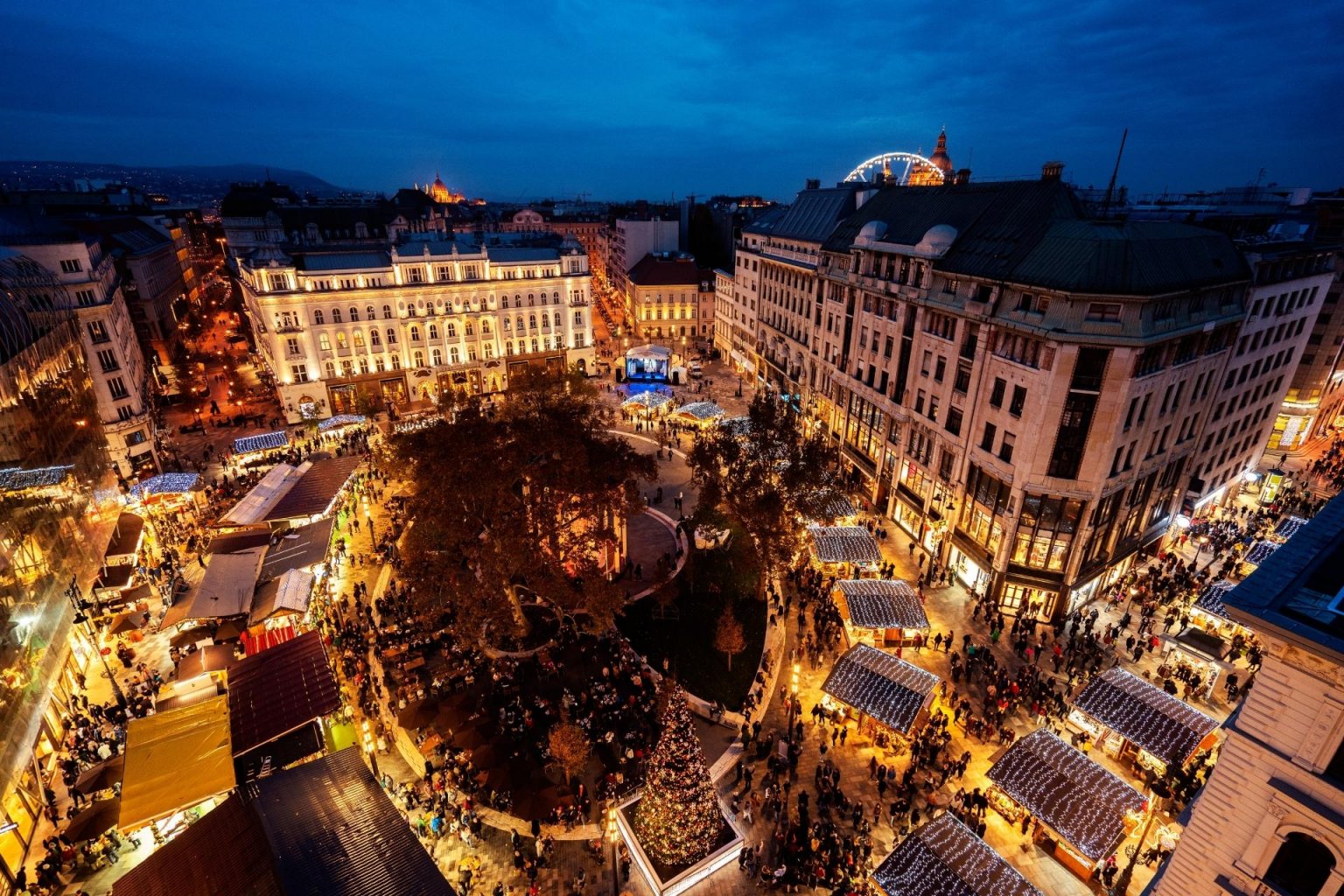 christmas market budapest